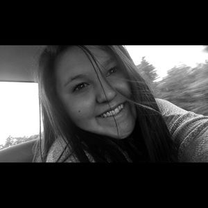 Meet your Posher, Sara